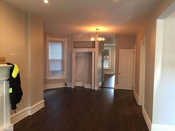 4th image of 2119 W Potomac Ave