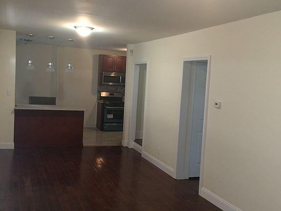 2nd image of 12036 171st St