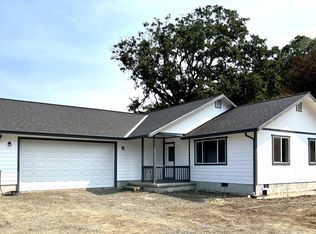 372 Currier Ave, Roseburg, OR