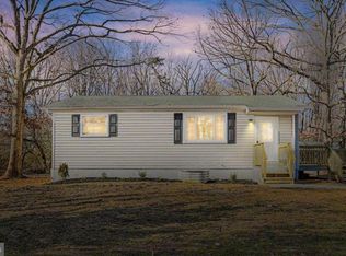 806 Cedar Ave, Essex, MD