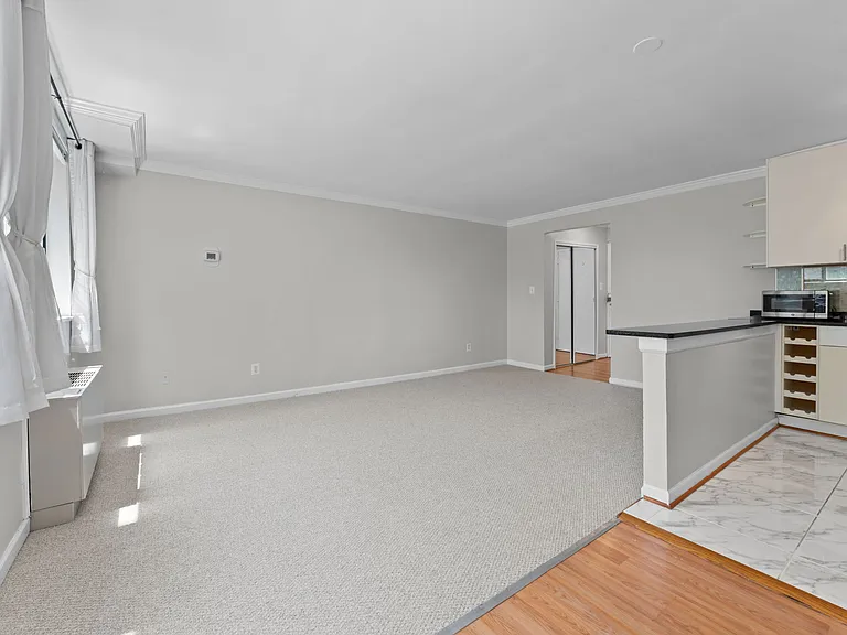 305 C St NE #308 — Photo 12