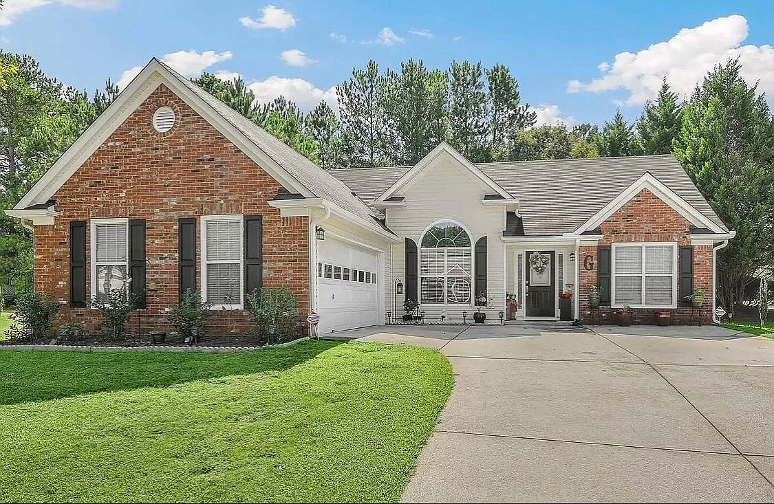 3 bed, 1638 sqft, $2,300 — Photo 3