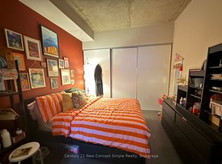 399 Adelaide St W #305, Toronto, ON M5V1S1