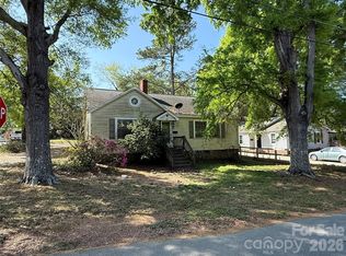 301 Magnolia Dr, Monroe, NC 28112