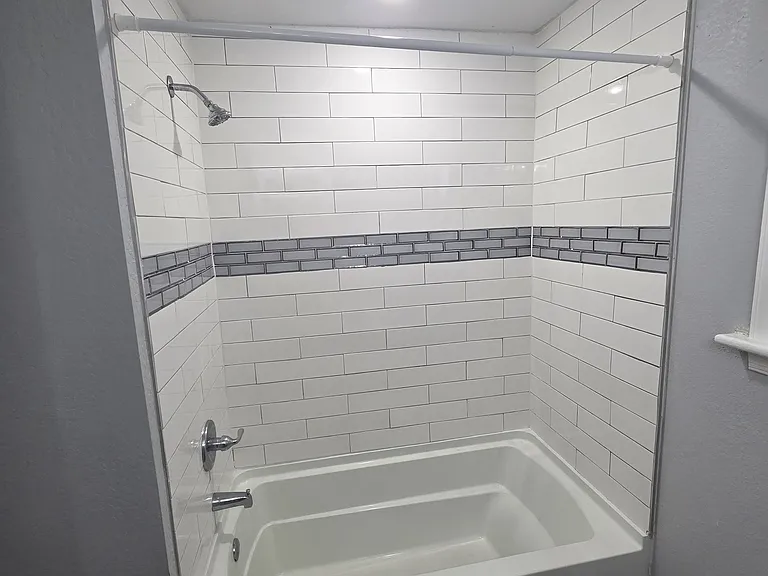 1359 Strand St #A — Photo 6