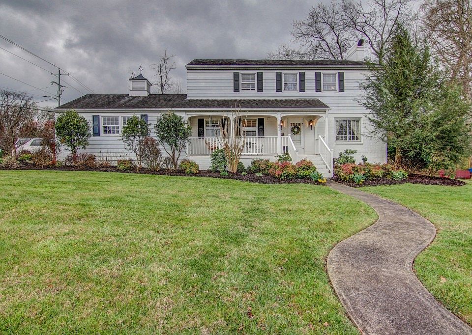 1st image of 1006 Tulip St