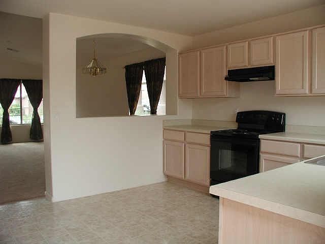 2nd image of 15840 SW YAVAPAI Street