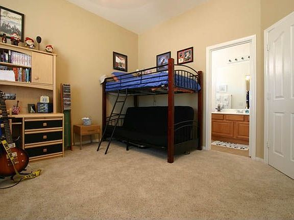 Junior Master Suite