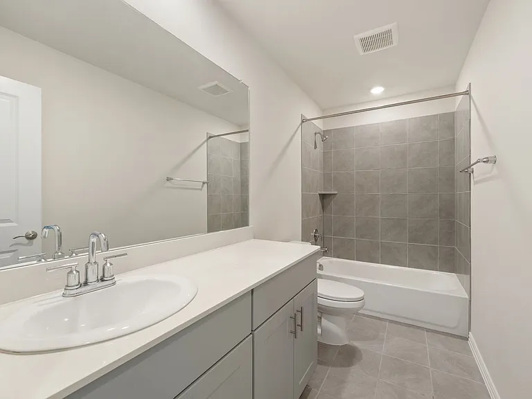 148 Lisa Ln — Photo 18