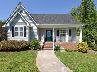 100 Summerside Ct, Winston Salem, NC 27107