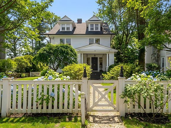 2nd image of 13 Lockwood Ave