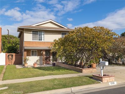 1709 E Balard St, Carson, CA, 90745