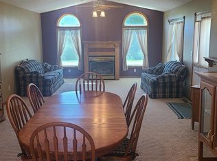 713 S Water St, Monona, IA 52159