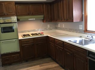 726 Vermont Ave, Glassport, PA 15045