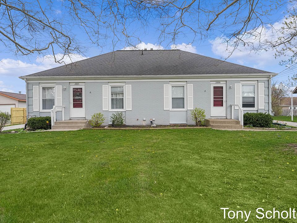 1st image of 5884-86 Crestmoor Dr SE