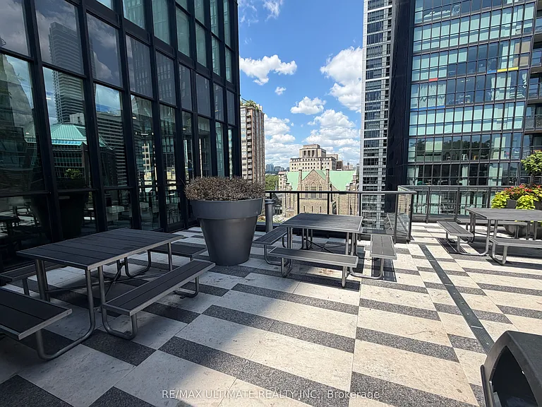 101 Charles St E #301 — Photo 13