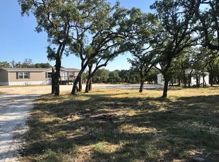 429 Saddle Brook Dr, Harper, TX 78631