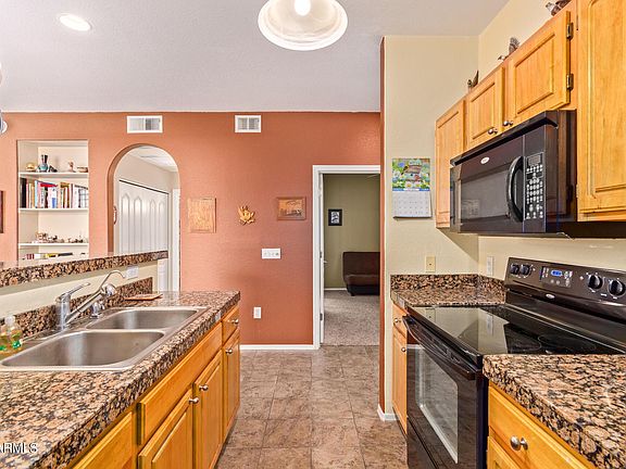5th image of 2929 W Yorkshire Dr Unit 1090