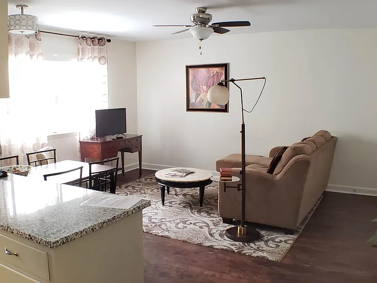 1608 Glenwood Ave #N — Photo 4