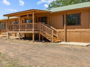 2714 Senior Center St, Overgaard, AZ 85933