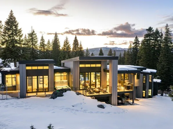 10529 Aspenwood Rd, Truckee, CA 96161