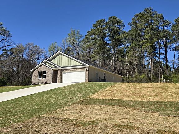 2nd image of 239 Swan Lake Rd