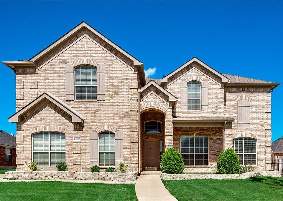 1st image of 2808 Saint Micheal Dr