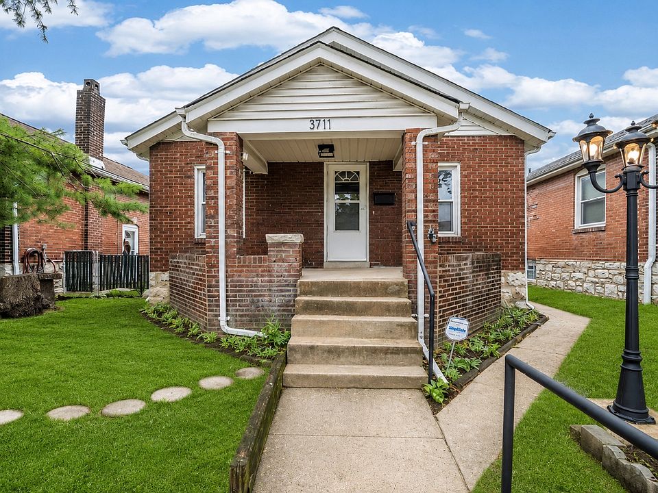1st image of 3711 Oak Hill Ave