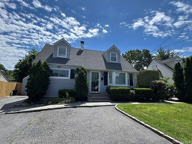 277 Jackson Ave — Photo 25
