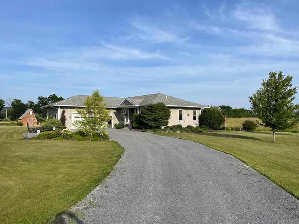 25 Mansfield View Drive, Georgia, VT 05478