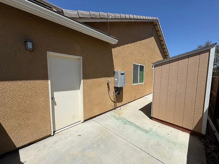 1562 National Dr — Photo 20