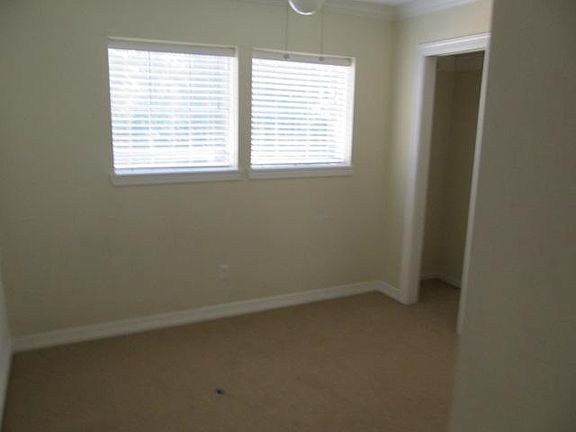4th image of 19407 Atasca Oaks Dr