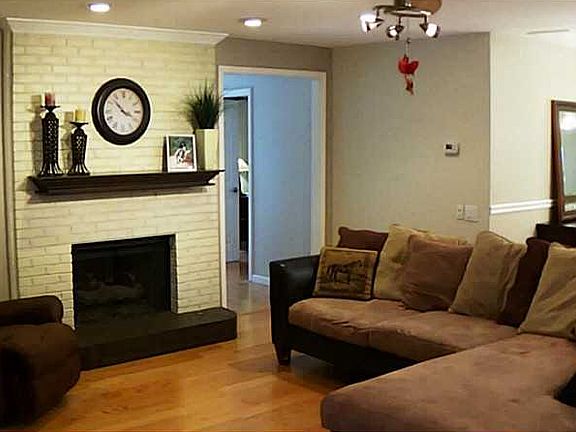 3rd image of 223 Wheatleigh Ln