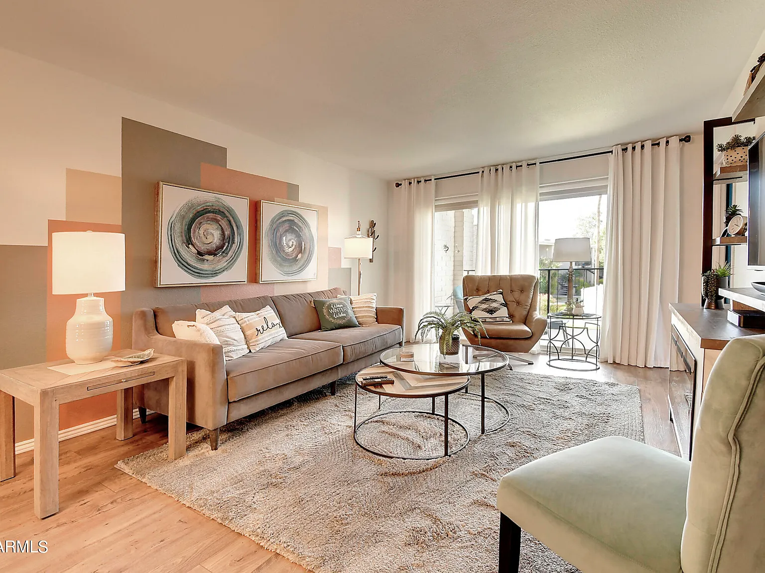 2 bed, 2.0 bath, 987 sqft, $3,500 — Photo 1