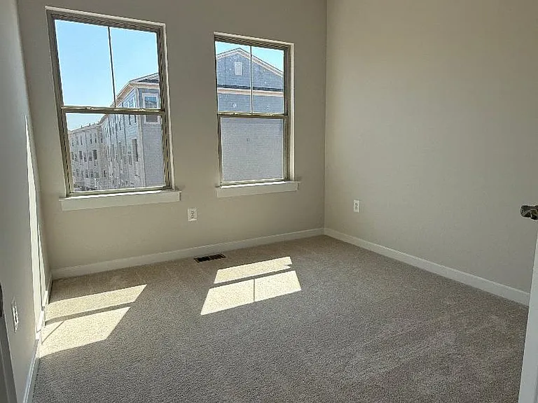 3809 Shale Ridge Rd — Photo 17