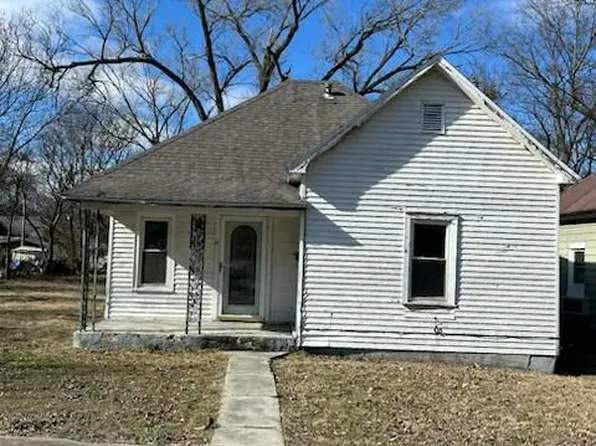 422 N Tennessee Avenue, Carterville, MO 64835