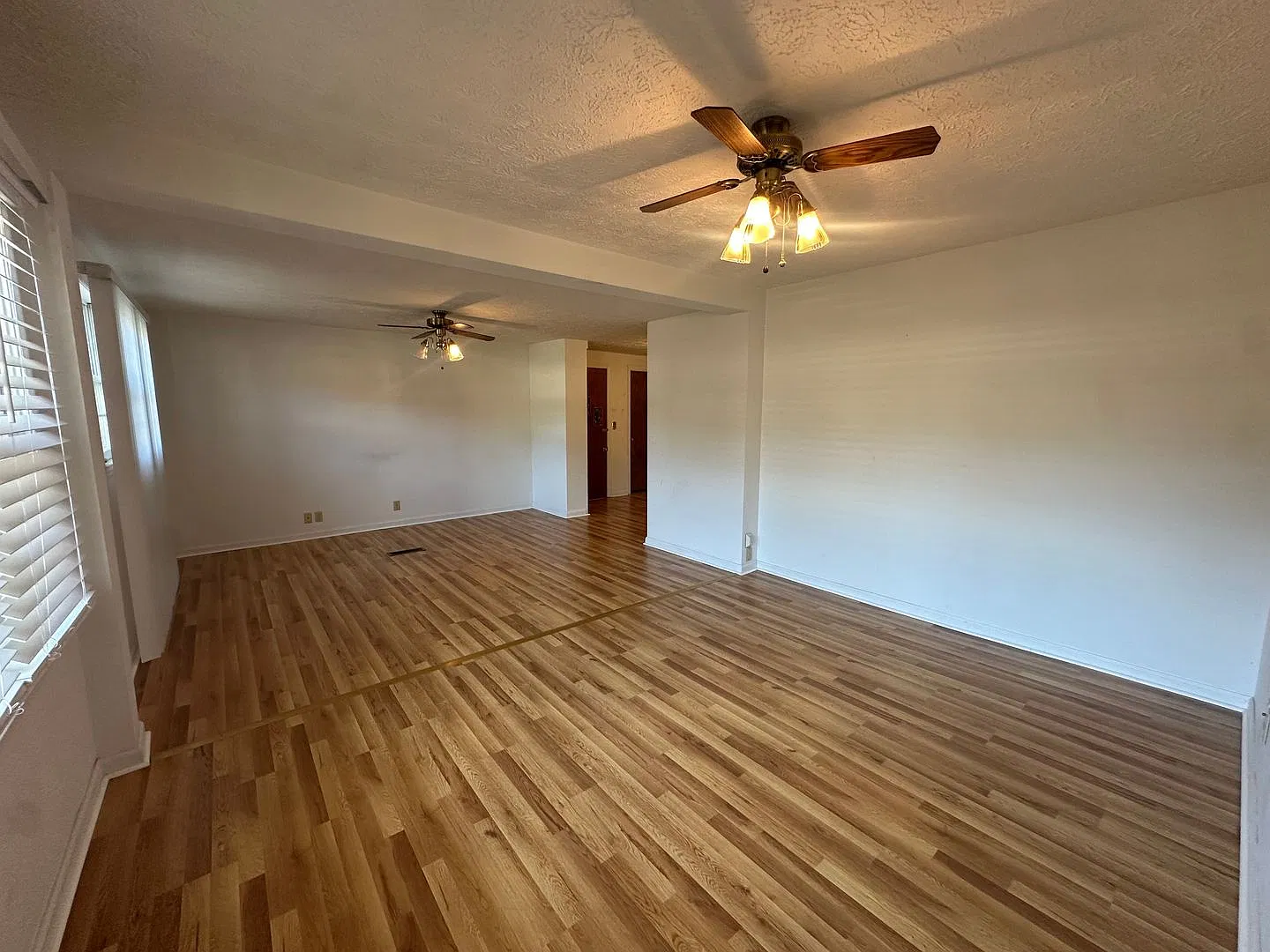 3 Bedroom Home with Bonus Room & Fenced Backyard in Oxford! — Photo 4