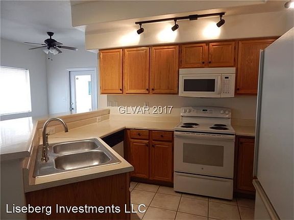 3rd image of 1533 Lake Placid Ter