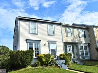 552 Short Curve Rd, Glen Burnie, MD 21061