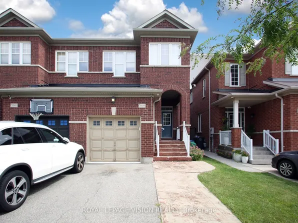 5559 Bonnie St, Mississauga, ON L5M 0N7