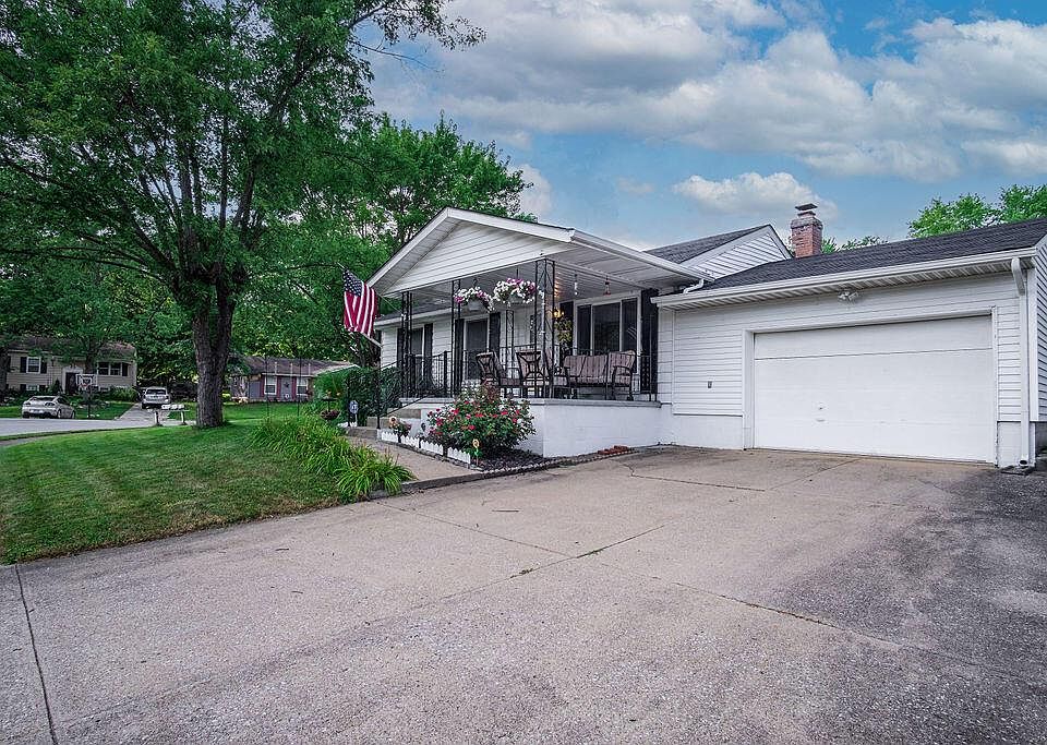 1st image of 250 Mistletoe Ct