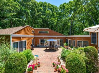 497 Springs Fireplace Rd, East Hampton, NY 11937