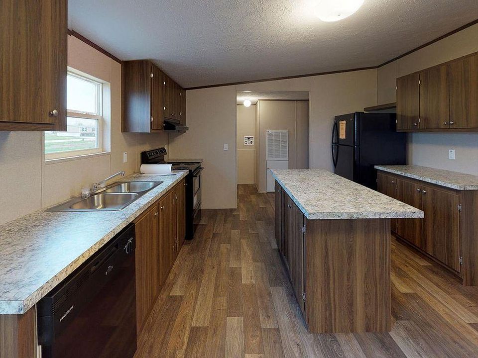 2nd image of 37 Edith Dr