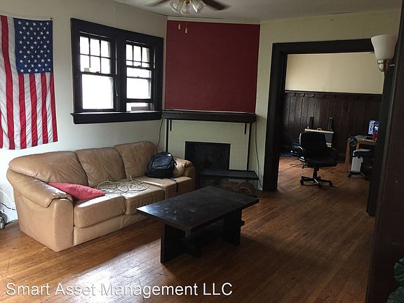 2nd image of 1864 N Cambridge Ave #1