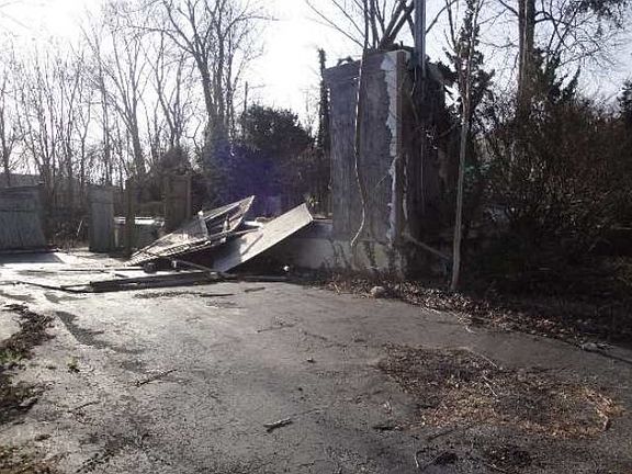 5th image of 24 Mill Ln