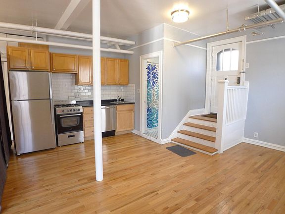 4th image of 648 Hinman Ave