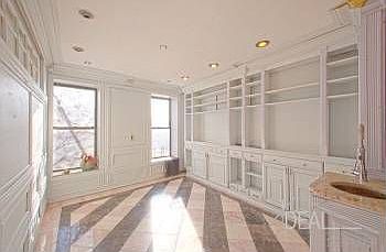 1st image of 167 Park Pl