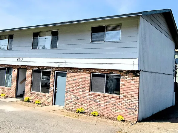 587 W Berdine St, Roseburg, OR 97471