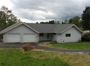 3425 Columbia Heights Rd, Longview, WA 98632