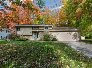 430 Aubin St, Peshtigo, WI 54157